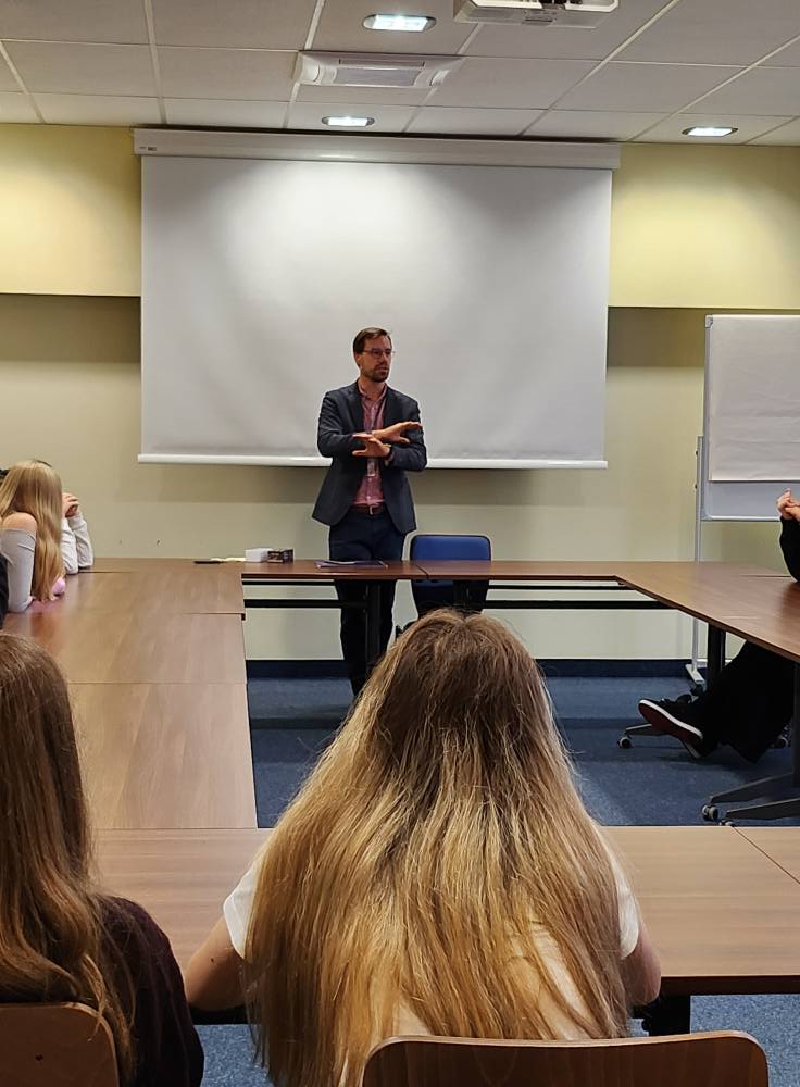 571122147_1380651907403938_269054451232943064_n